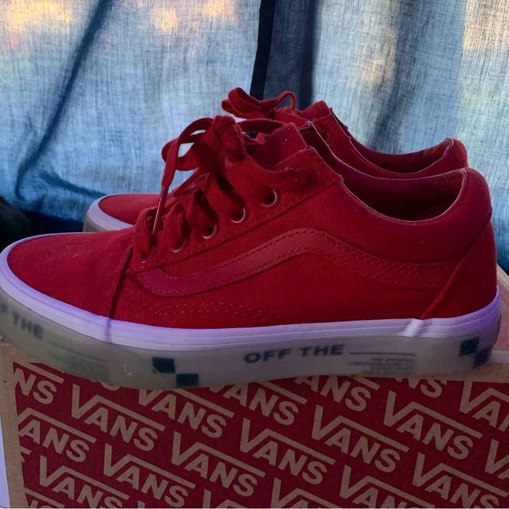 COPY - 4.5 Old Skool Red Vans